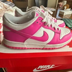 Laser fuschia Nike dunks